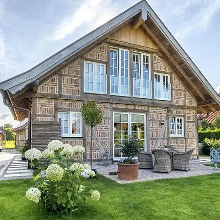 Exklusives Samyel Feriehus Warendorf