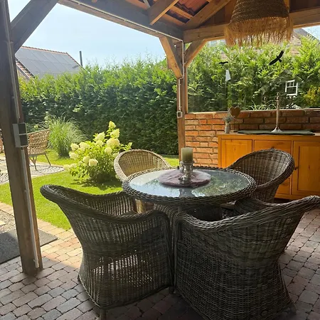 Exklusives Samyel Warendorf