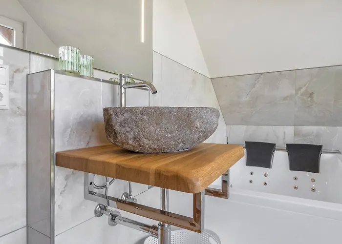 Exklusives Samyel Warendorf