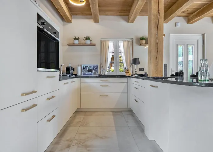 Exklusives Samyel Warendorf